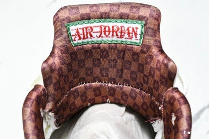 Hyperoad Air LOW 5 Grito” Jordan “El 1116